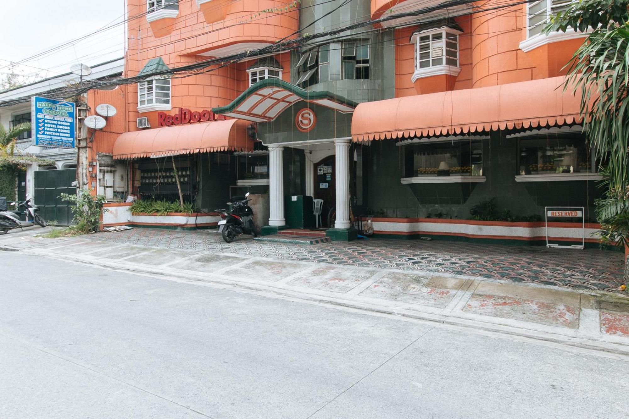 红多兹酒店-东大街医疗中心 奎松市 外观 照片
